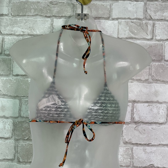 Volcom Reversible String Bikini Swimsuit Top - Picture 8 of 10